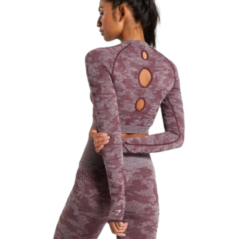 GYMSHARK Camo Long Sleeve Crop in Berry sz Small - Like New